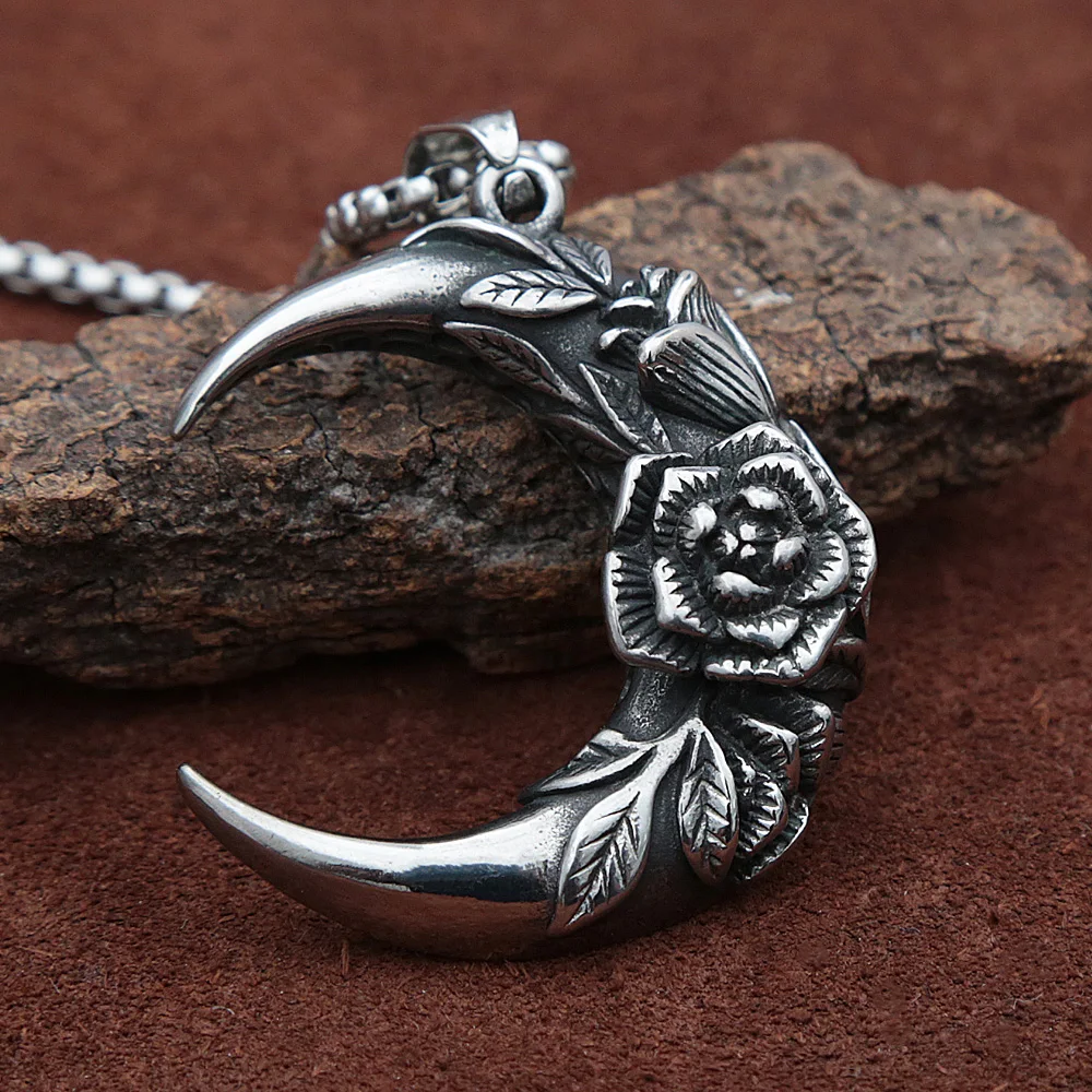 Punk Style Steel Color Crescent Rose Pendant Necklaces For Men Retro 316L Stainless Steel Biker Necklace Fashion Jewelry Gifts