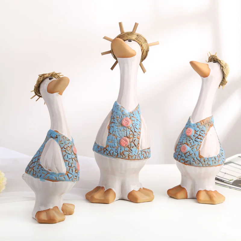 Cute Animals Q Meng Straw Hat Duck Ceramic Sculpture Home Decorations Home Decoration Ornaments Send Couple Birthday Gifts decor