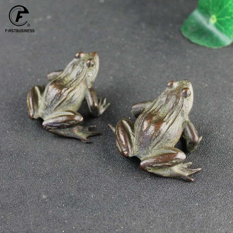 Antique Pure Copper Frog Figurines Ornaments Solid Brass Animal Tea Pet Paperweight Statue Desk Decorations Home Decor for Room