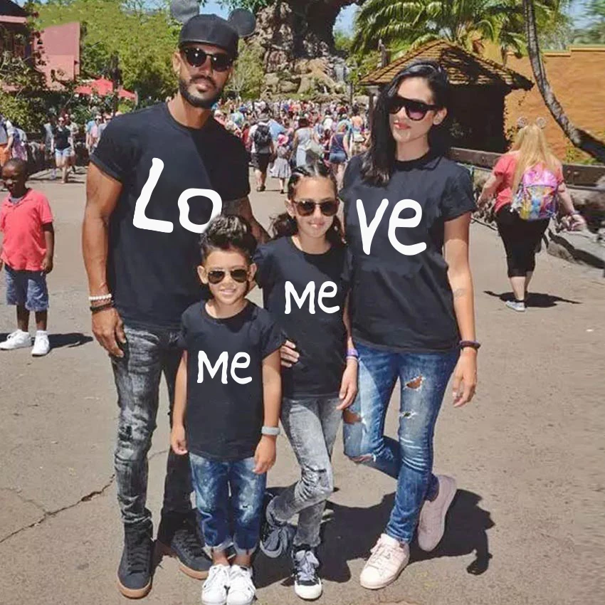 Family matching outfits LOVE ME T-Shirts baby girl look familie bijpassende outfits father mother daughter matching clothes