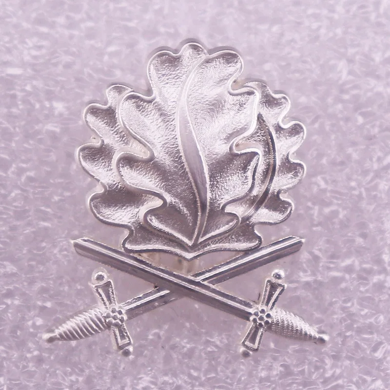 Retro II wojna światowa Honor metalowa plakietka ciekawa broszka w klapie zdobywaj dżinsową kurtkę plecak Pin podarowany przyjaciołom i fanom prezenty