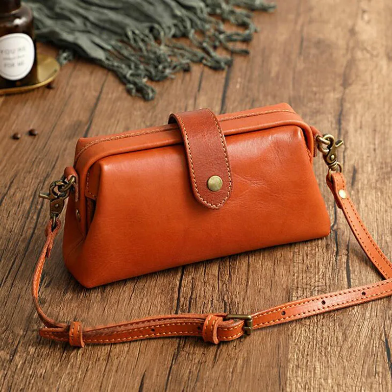 Damska torba na ramię z prawdziwej skóry 2024 modna markowa torba mała klamra moda damska torba Crossbody damskie Bolsas