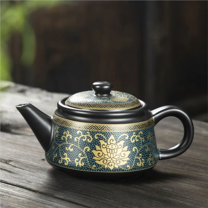 Jingdezhen Vintage black ceramics Tea pot Chinese tea set customization porcelain teapot Oolong tea Handmade kettle 250ml