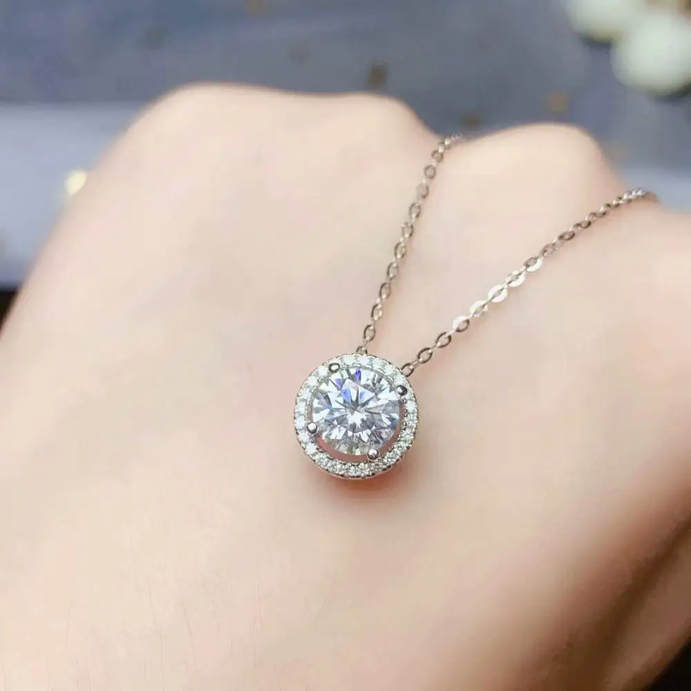 

moissanite necklace, 0.8carat gem, D. VVS1, 925 Sterling silver, popular Necklace.Diamond