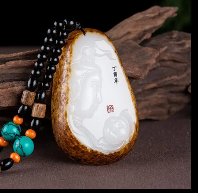 

Natural Xinjiang Hetian Jade Lotus Guanyin Handhold with Leather Seed Material Lotus Guanyin Charms