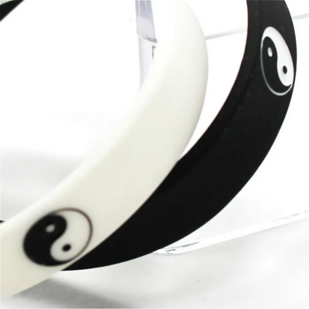 2pcs New Cool Tai Chi Silicone Wristband Black White Color Sports Rubber Silicone Bracelets&Bangles Fashion Rubber Jewelry Gifts