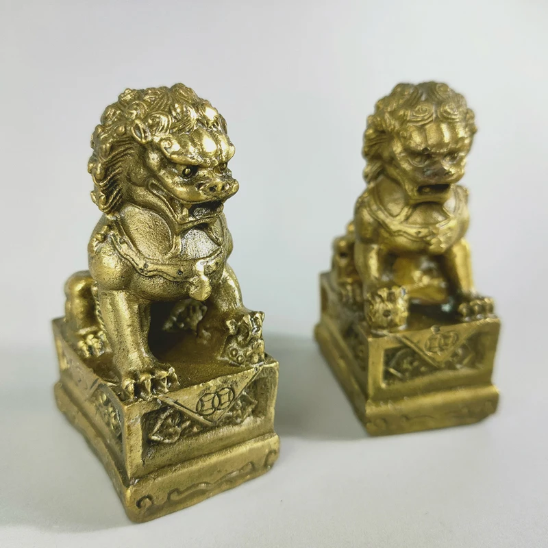 A Pair of Elaborate Collection Home Decoration Chinese Brass Folk Feng Shui Mighty Guardion Door Lion Statues Sculptures