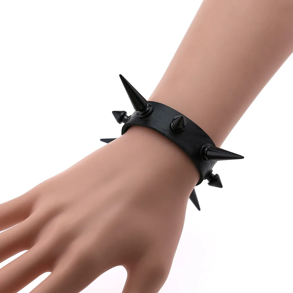 PU Leather Spike Bracelet Men's Wrist Jewelry Gothic Rivets Bracelet bar Punk Spikes Comfortable Rivet Wristband Accessories