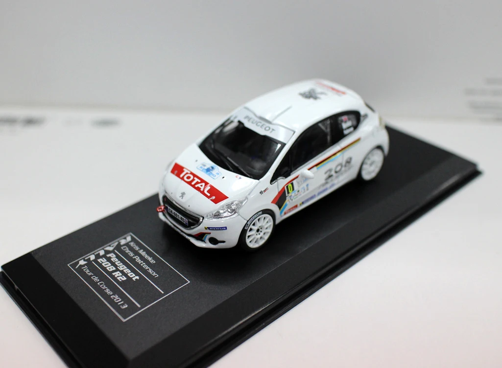 Diecast Club 1:43 Scale PGeot 208 2013 Rally Racing Cars Model for collection gift