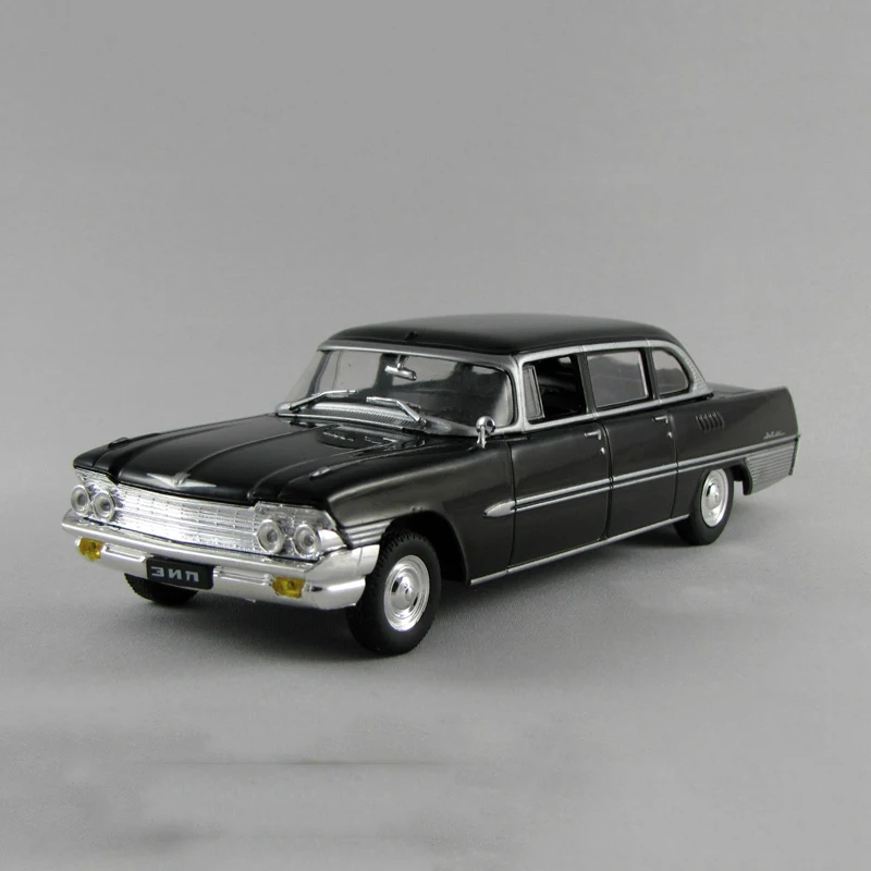 1/43 Russian Car Model Former Soviet Union Khrushchev's Jill ZIL 111G Static Collection Decorated Holiday Gifts Toys