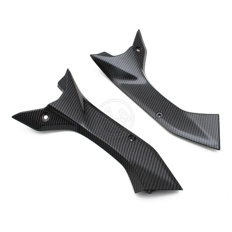 

Motorcycle Carbon Fibre Side Air Duct Cover Fairing Insert Part For Yamaha YZF R6 2017-2020