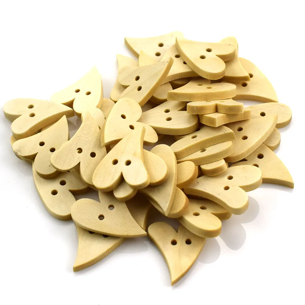 50PCS Christmas Tree Cartoon Wooden Buttons Heart Mixed Decorative Wood Button 2 Holes Nature Wooden Sewing Button DIY Crafts