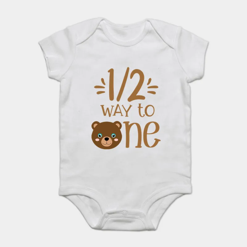 Bodysuits infantis do bebê 1/2 meio caminho para um aniversário impressão algodão macacão verão outfits macacão onesie meninos meninas presente roupas