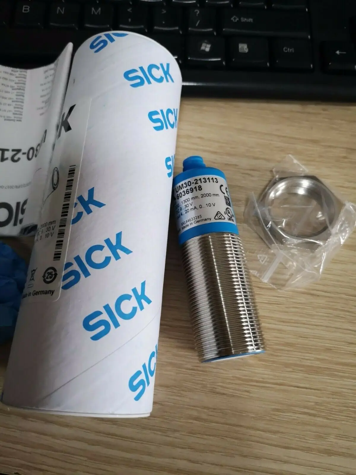 1PCS SICK corde TRASOAlfred GENSOR UM30-213113 UM30213113-NOUVEAU