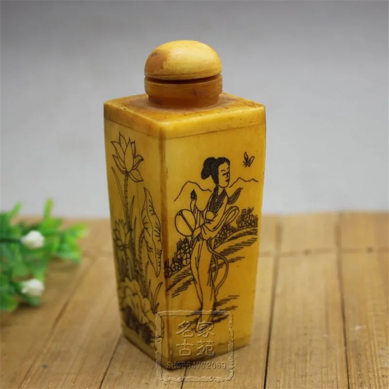 

Chinese rare antique rhinoceros horn snuff bottle painting beauty