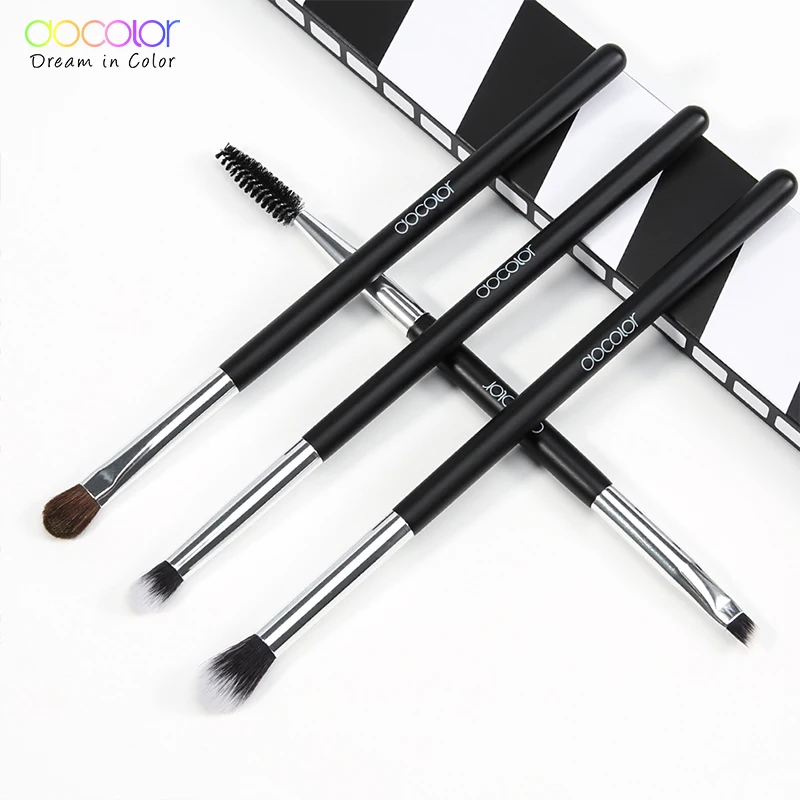 Docolor Eyeshadow Palette 15 Colors Eye Shadow Palette Pigmented Mattes Shimmer Waterproof Palette With 4Pcs Eye Makeup Brushes