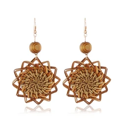 YAOLOGE Wooden Straw Weave Rattan Knit Vine Flowers Earrings For Women Hollow Flora African Woman Wooden Pendant Earrings 2019