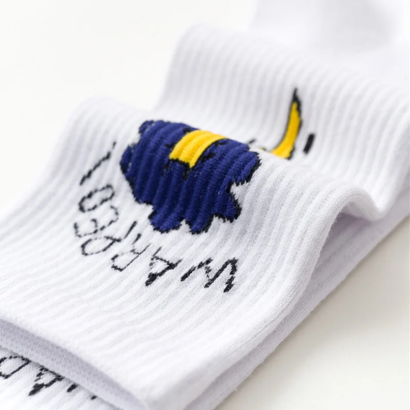 Creative High Quality Harajuku Fashion Men Street Hip Hop Cotton Unisex Happy Socks Funny Skateboard Flame Socks