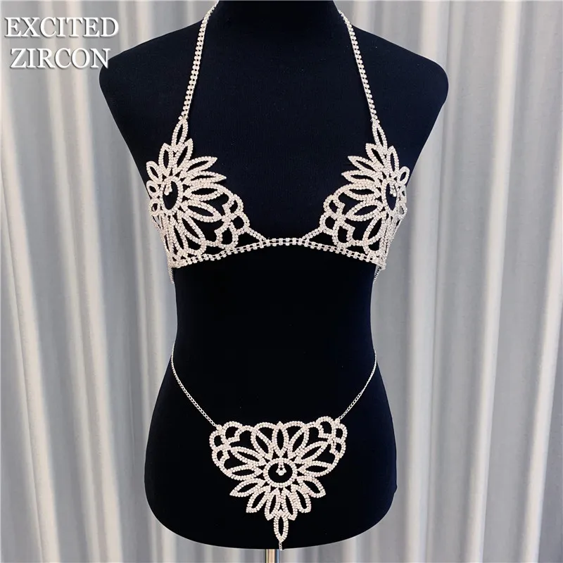 

Trend New European and American Fashion Hot Sale Rhinestone Crystal Sexy Peach Heart Flower Body Chain Bra Thong Accessories