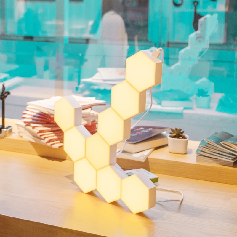 

2019 New LED Quantum Lamp 5V DIY LED Night Light Creative Geometry Assembly Smart APP Control With Alexa Smart Lamp