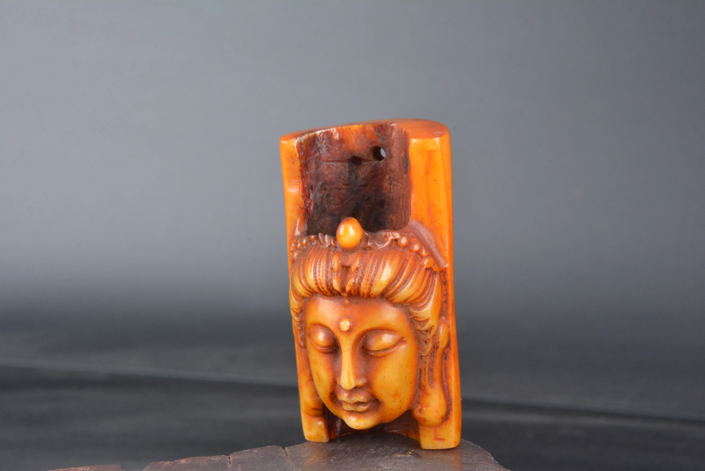 

Rare old Bone carving Guanyin pendant, ward off evil spirits and protect safety