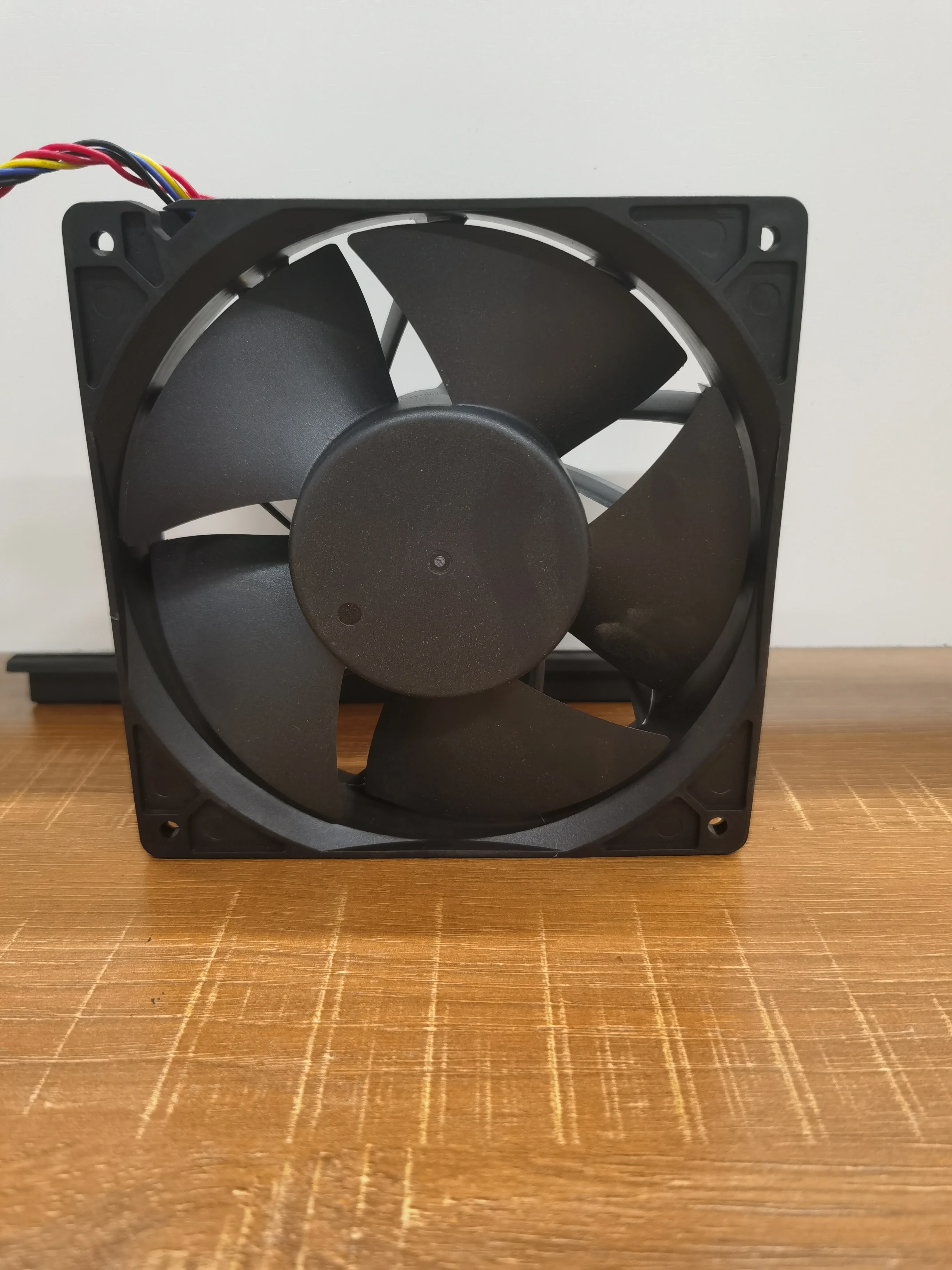 140mm 38mm Dc Fan 12v Cooling 7000 Rpm Fans Whatsminer M20s M21s M30S M31s Miner Cooler Fan 7000 Rpm