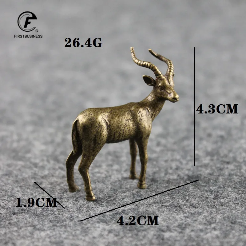 Copper Leader Sheep Small Ornaments Antique Brass Miniatures Figurine Keychain Pendant Lucky Antelope Home Decor Desk Decoration