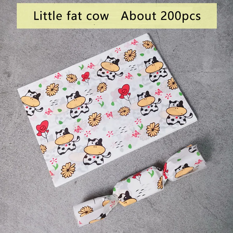 200pcs/lot Candy Wrapper White Bottom Little Fat Cow Decor Greaseproof Waterproof Twisting Wax Paper Nougat Wrapping Oil Paper