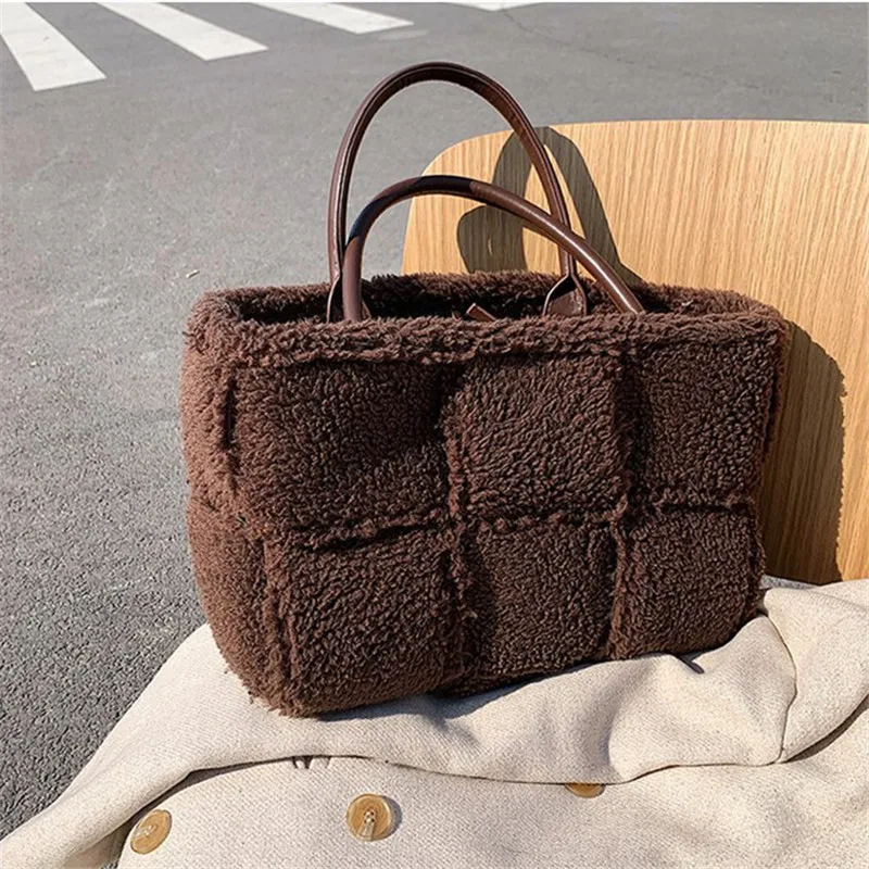 Women's Faux Fur Handbag Lambswool Woven Tote Bag Luxury Shoulder Bags Ladies 2023 Fashion Winter Large Capacity Top-Handle Bag