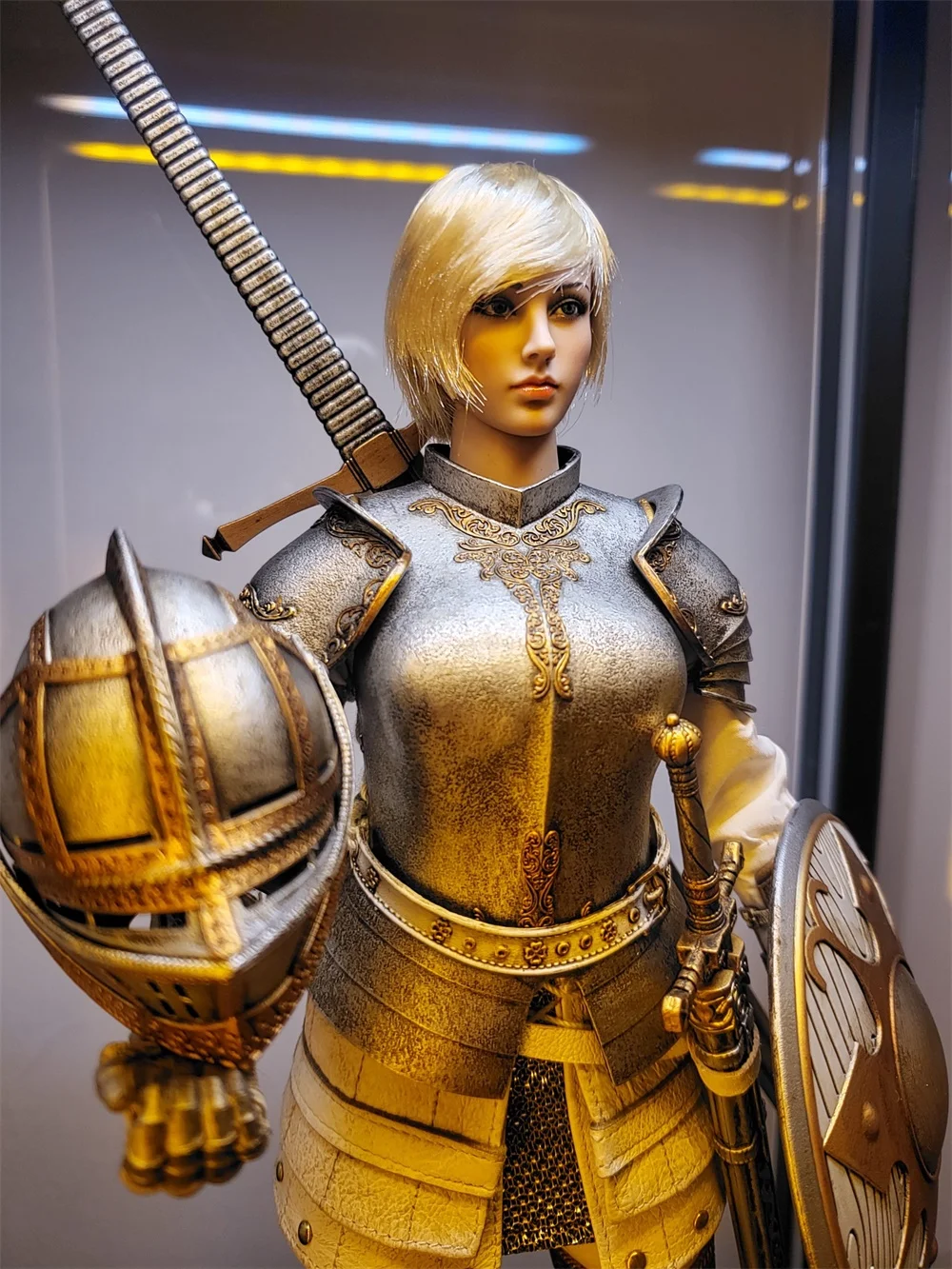 New Arrival 1/6th TBLeague PL2021-183 w Saintess rycerz złoty wersja talia okrągły zbroi Model dla 12 cal figurka zebrać