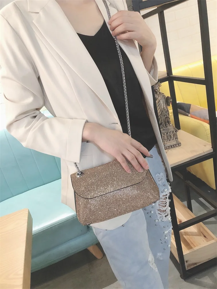 Bag female 2021 spring and summer new fashion rhinestone banquet bag diamond shoulder messenger bag female net red chain bag