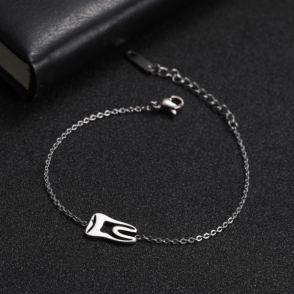 Skyrim Fashion Dentist Tooth Charm Bracelet Stainless Steel Chain Link Bracelets Pulsera Medical Jewelry Gift for Doctor Nurse