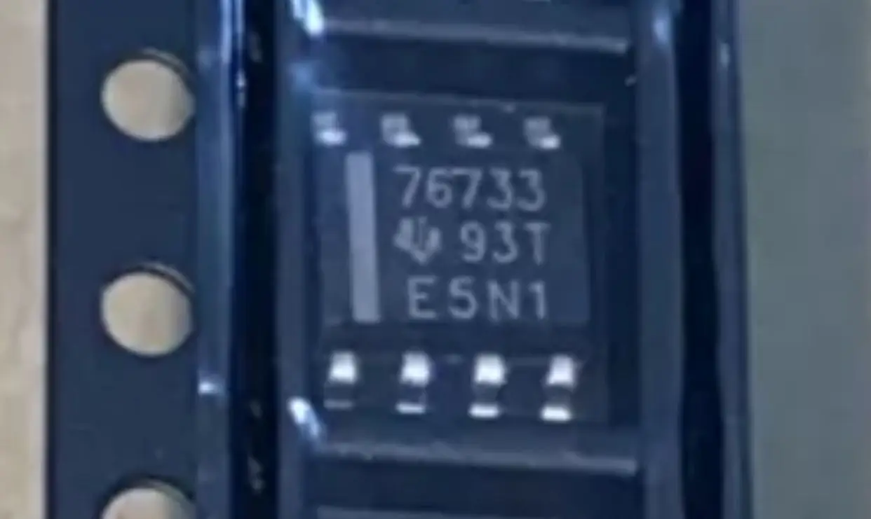 شحن مجاني 10-20 قطعة/TPS76733QDR TPS76733QD TPS76733 76733 SOP8