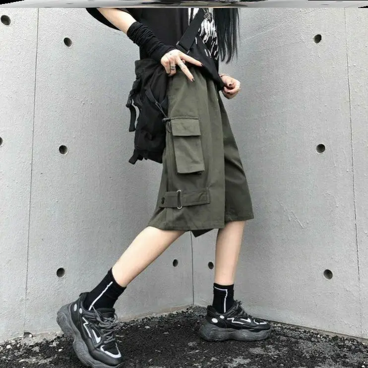 Nuovi pantaloncini Punk da uomo Streetwear Casual Punk Hip Hop Cargo Shorts uomo tasche Bermuda lunghezza al ginocchio Harajuku pantaloncini maschili