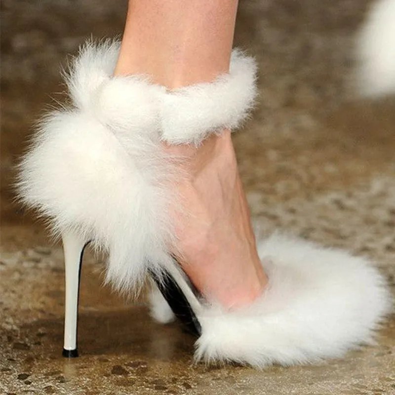 Femmes Chaussures White Luxury Furry Shoes Woman Brand High Heels Pointed Toe Ankle Wrap Stiletto Fur Sandals Paris Runway Shoes