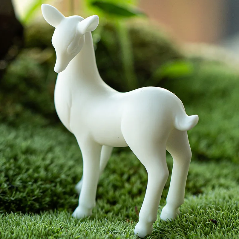 Pure White Forest Deer Ceramic Elegant Ornaments Animal Porcelain Landscape Plants Flower Pots Gardening Accessories Zen