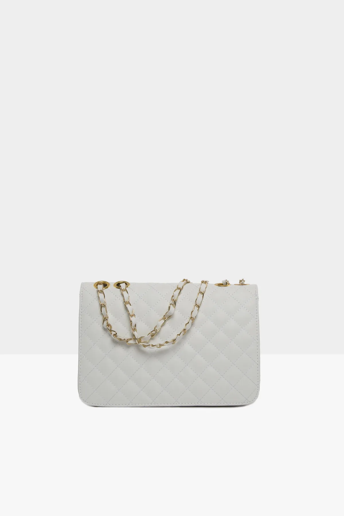 White Women \'S Quilted Chain Box Bag