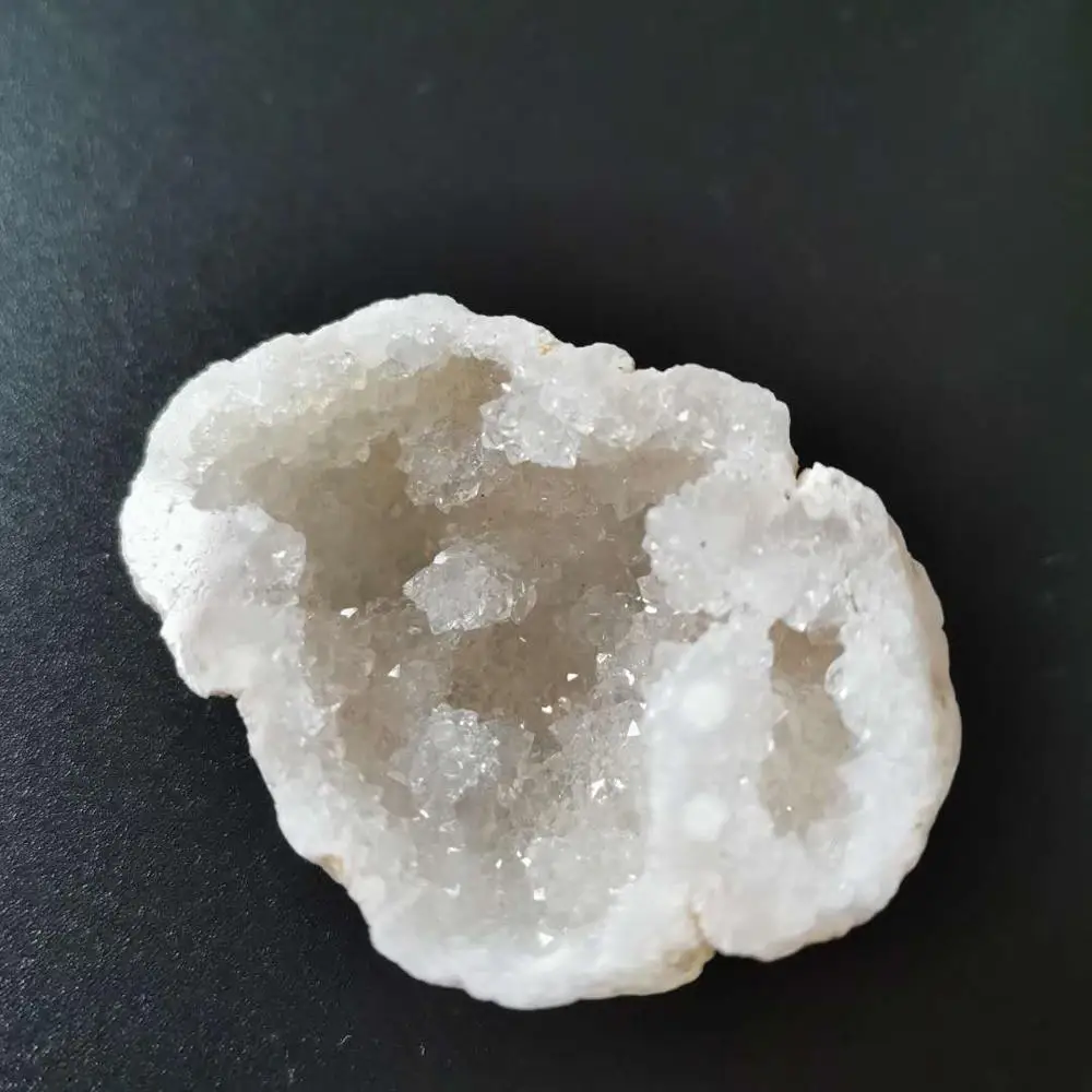 Natural agate geode Rock Agate crystal stone Teaching specimen