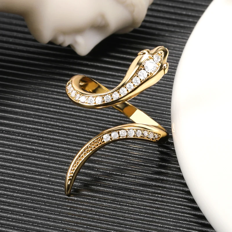 Fashion Metallic Snake Ring For Women Adjustable Daily Wearable Versatile Jewelry Delicate Girl Accessories for Party Punk Rings