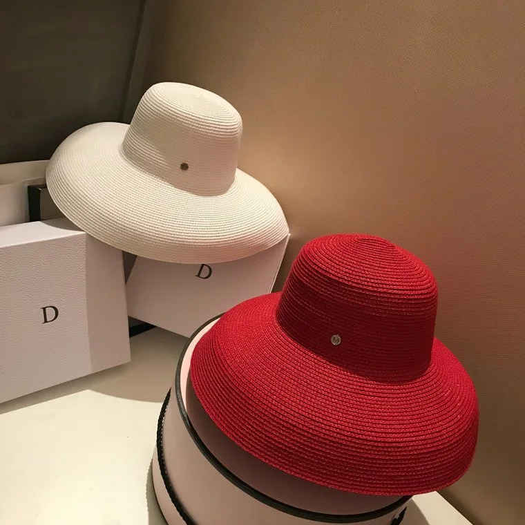 2020 Fashion New Elegant Jazz Hats For Women White Sun Hat Men Formal Blue Summer Beach Cap Letter M Fedora Straw Hat