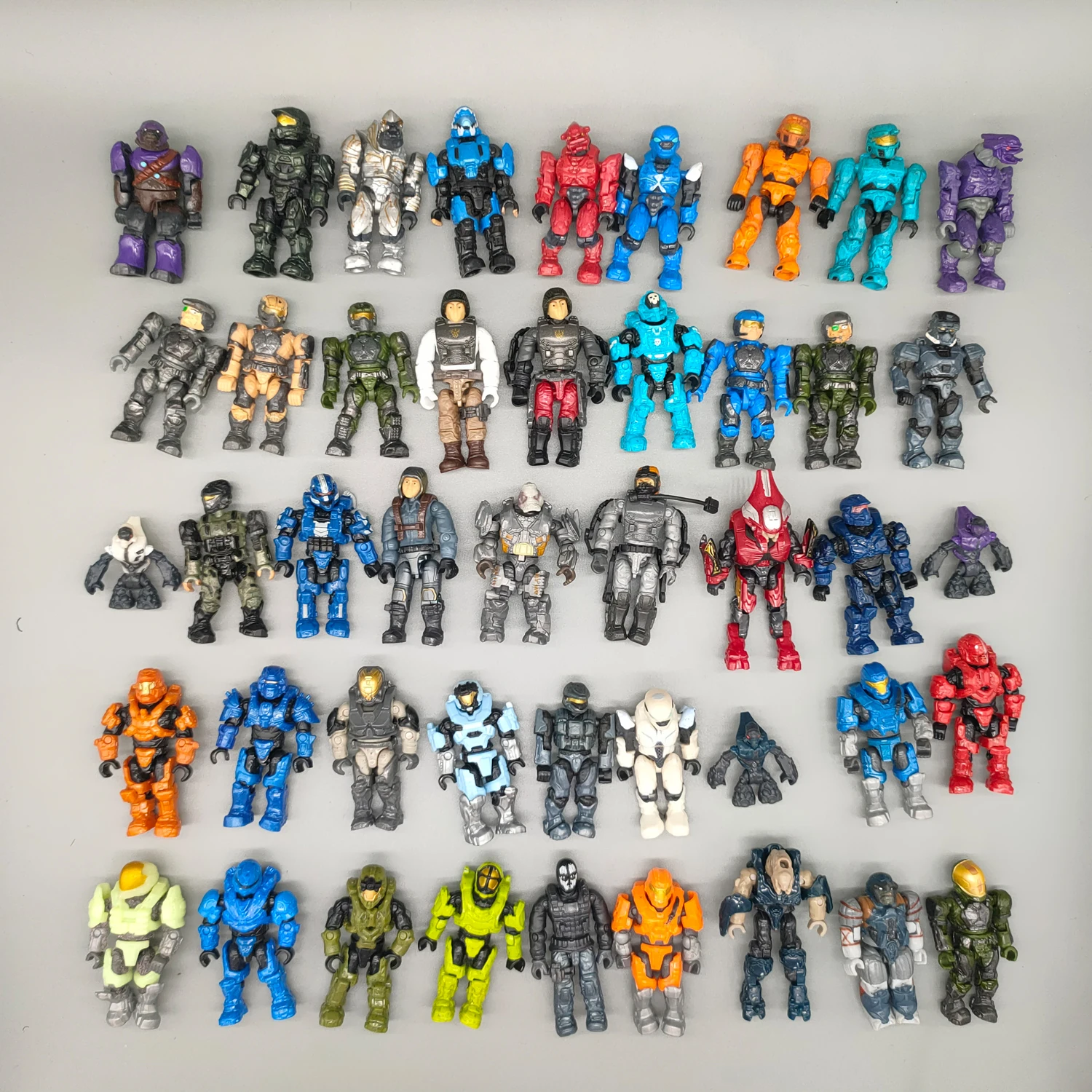 Lot of Random Mega Blocks Master Cheif Spartan Grunts Brute Covenant Arbiter Elite COD Action Figure