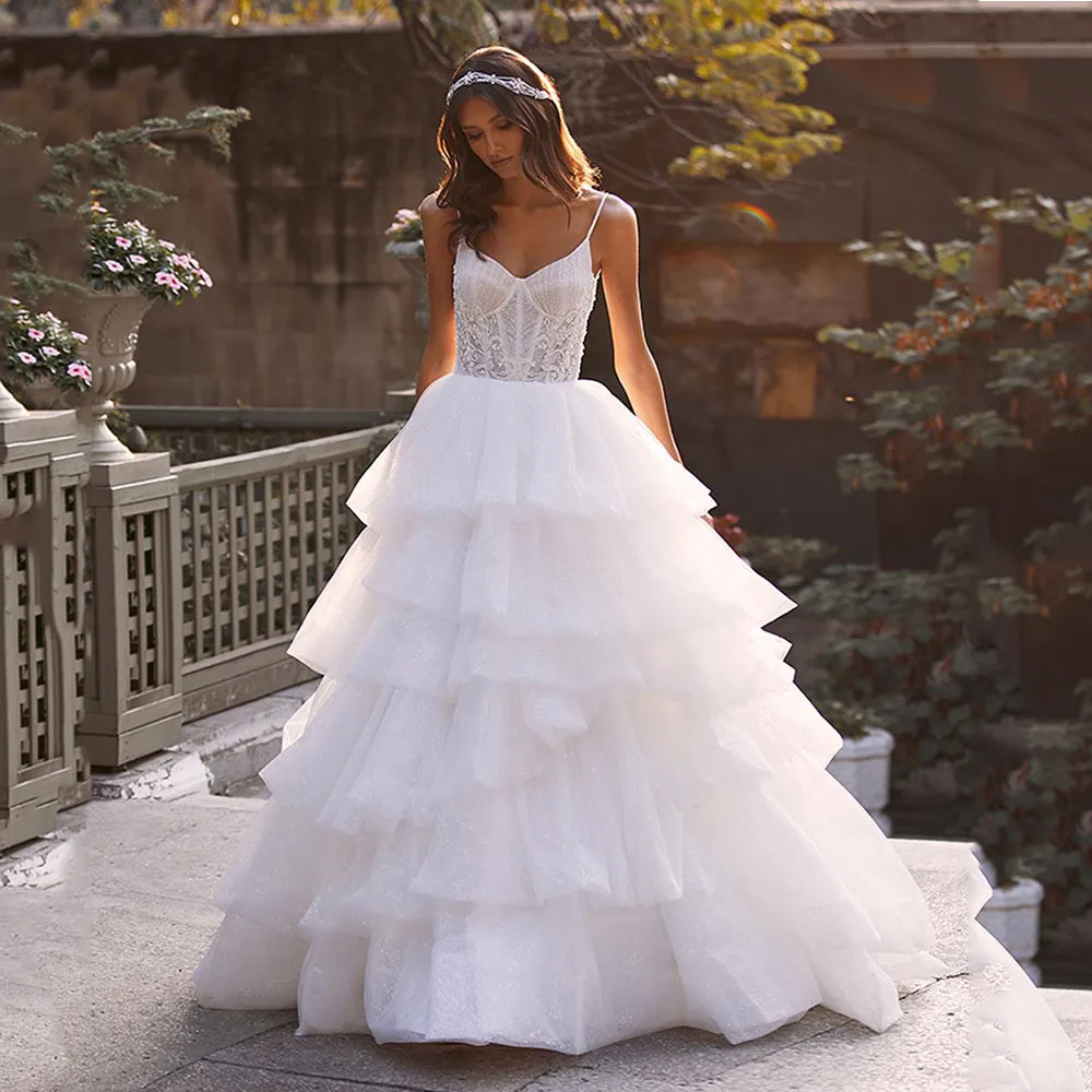 Vestidos de novia con falda escalonada brillante, apliques de encaje, Espalda descubierta, vestidos de novia de campo, vestidos de novia de princesa hechos a medida, 2021