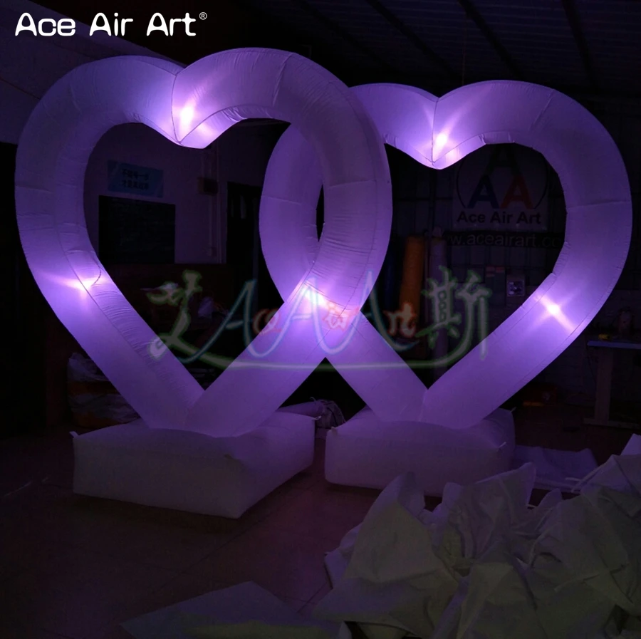 2 PCS  2.4m H glowing inflatable led heart,inflatable heart shape replica model with cube base for wedding/Velantine's Day decor