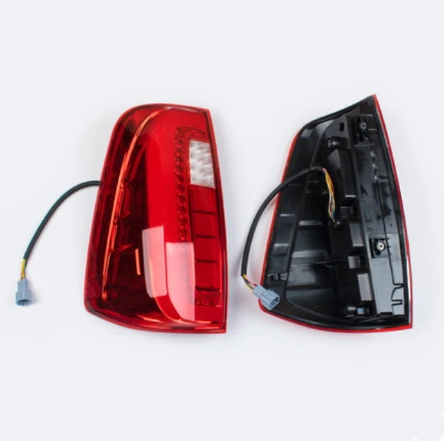 LED REAR PARKING REVERSE DAY LIGHTS TAIL LAMPS FIT FOR NISSAN NAVARA NP300 2015-2018 PICKUP LED TURN SIGNAL