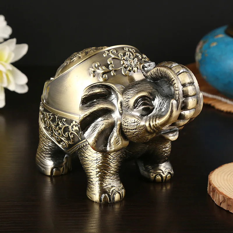 Retro European-style metal elephant ashtray with lid creative personality trend household living room portable ash storage