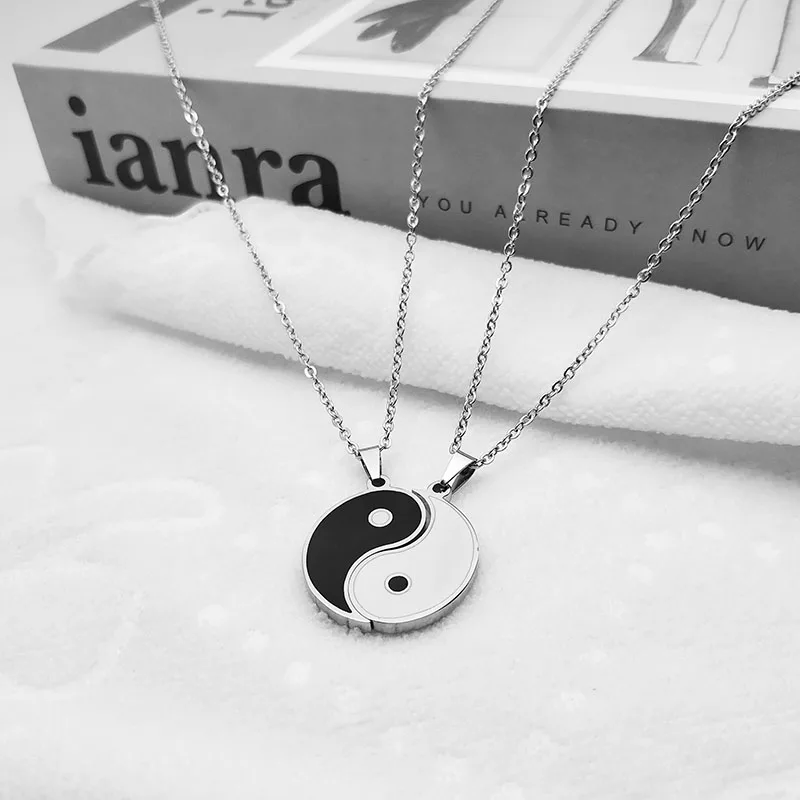 2Pcs/set Couple Necklaces Chinese Tai Chi Gossip Banish Bad Luck Charm Pendant Chain Necklace Jewelry Lovers Valentine's Gift