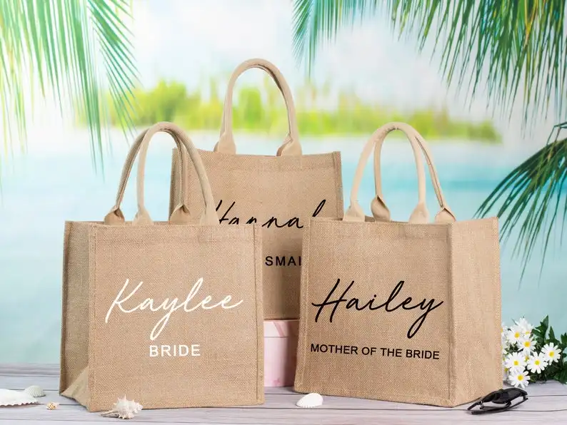 Personalized Burlap Tote Bag Wedding Gifts for Bride Custom Beach Tote Bag Bridesmaid Gift Bags Bachelorette Party Bag Gift