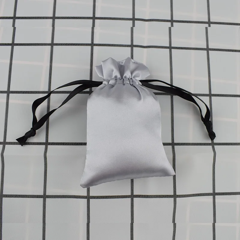 

100pcs CBRL small Satin drawstring jewelry pouches Satin gift dust bags custom logo wilget gift bag