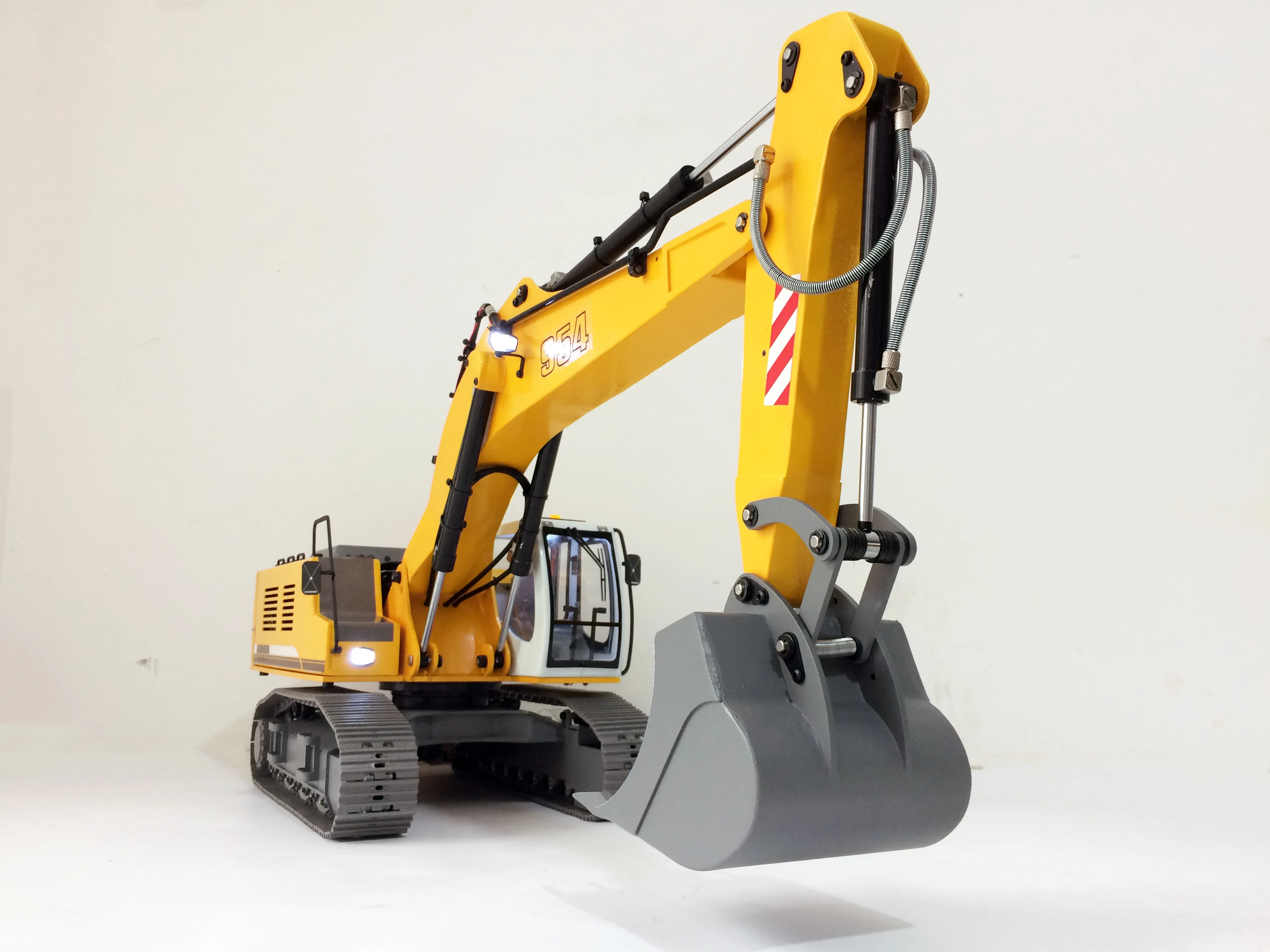 In Stock!!!1:12 All Metal Rc Hydraulic Excavator,Rc Model,Rc Toys,Christmas Present,954 Pro