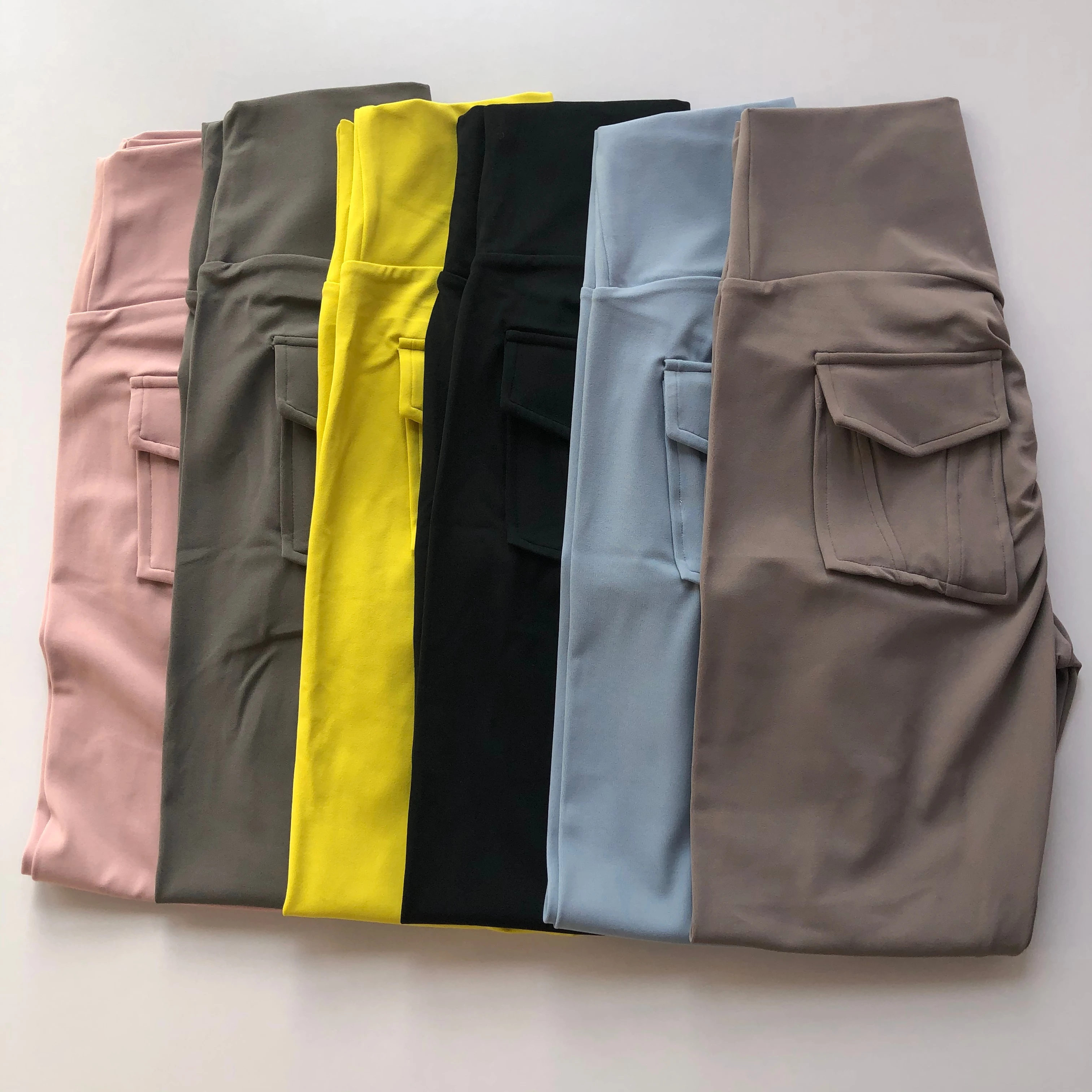 Colorful sports five-point pants